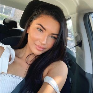 Meet your Posher, Brooke